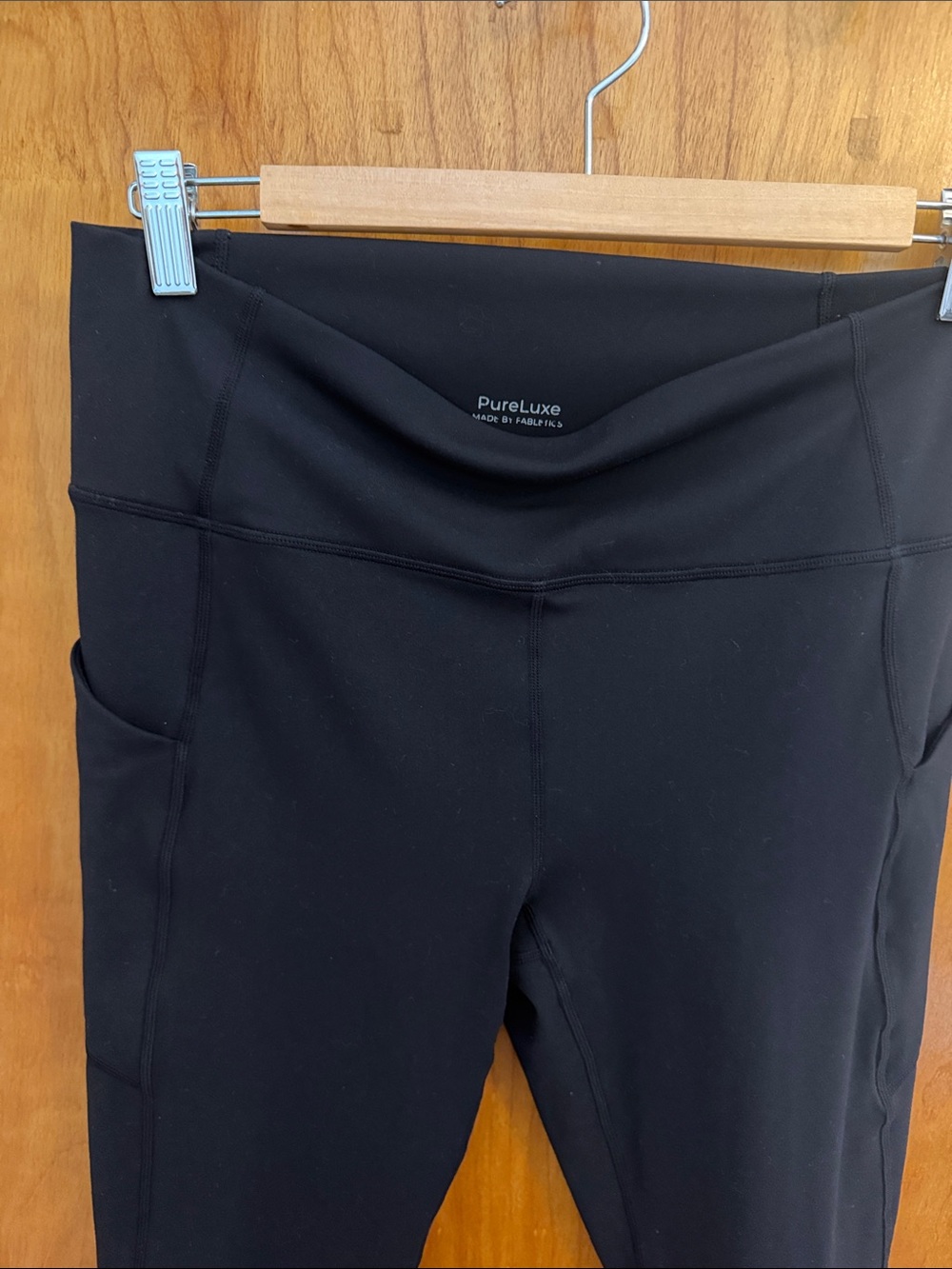 Women's pure luxe Fabletics black  High-Rise Performance Leggings
